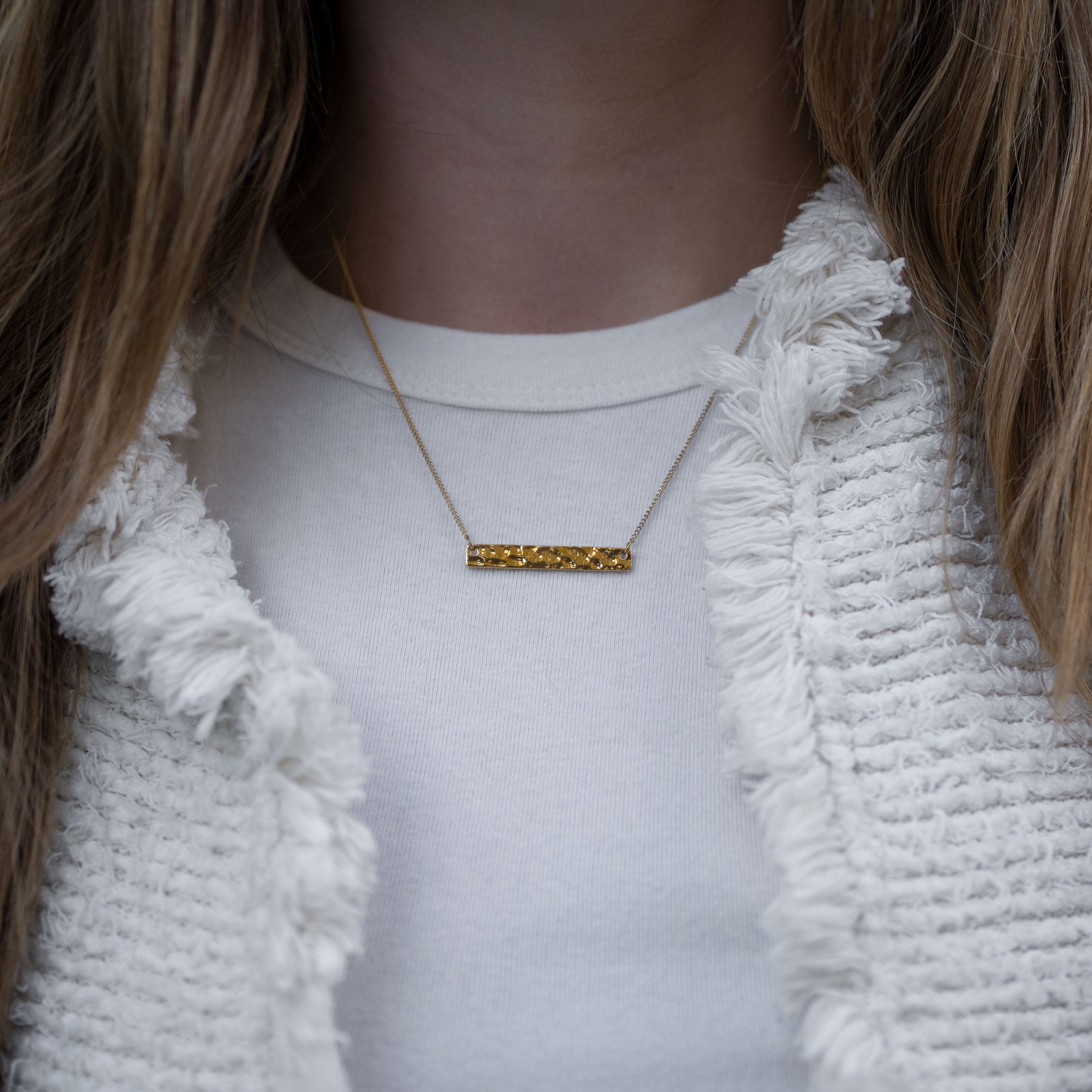 03 HAMMERED GOLD