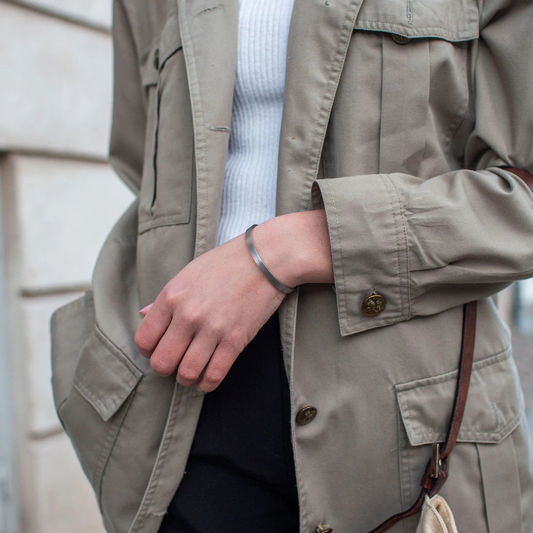 MATTE SILVER