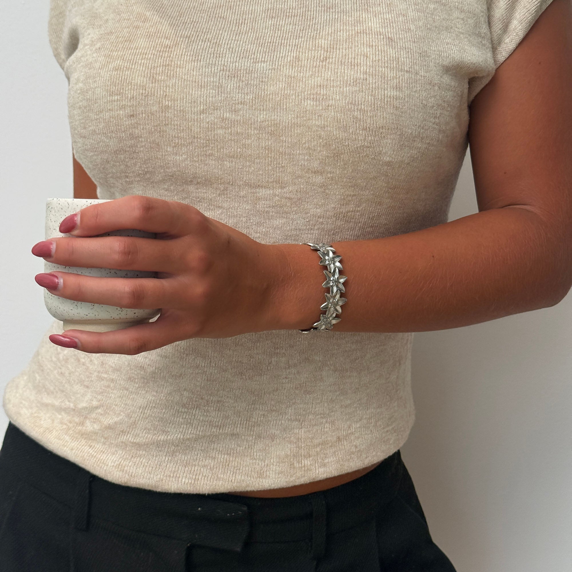 LILY ADJUSTABLE BANGLE