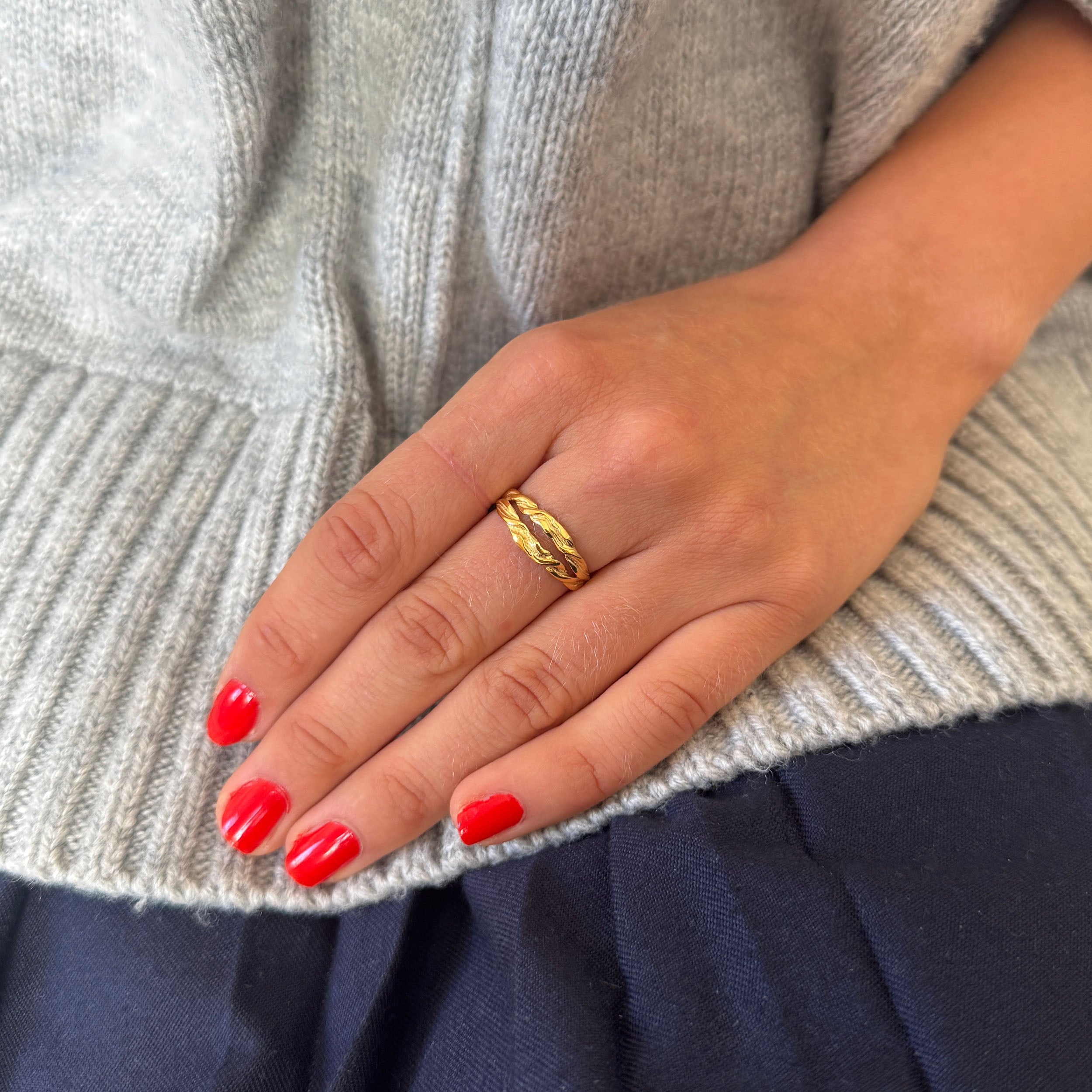 TWIST ADJUSTABLE TWIN RING