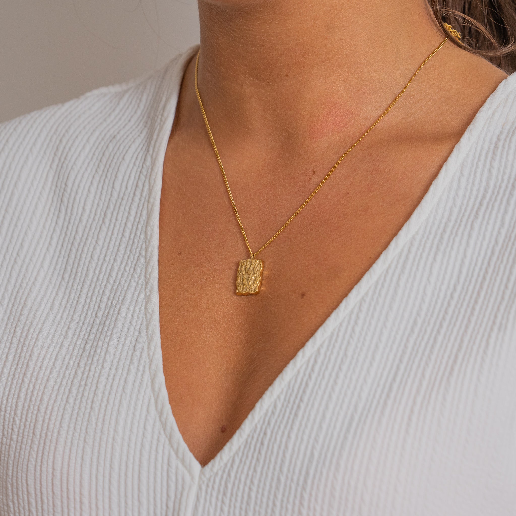 WAVY NECKLACE - GOLD PLATED